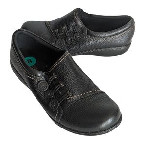 Clarks Effie Slip On Shoes Size 8